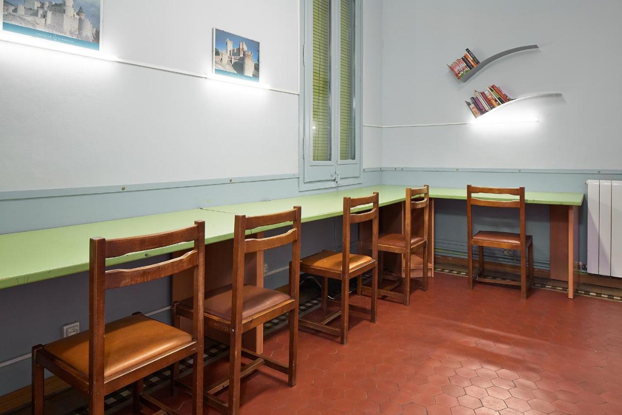 B&B Estudiantes Balmes Barcelona Luaran gambar