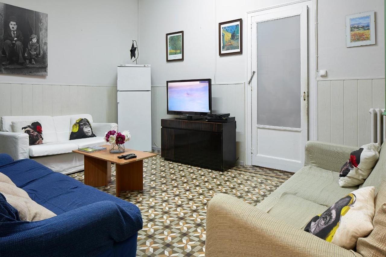 B&B Estudiantes Balmes Barcelona Luaran gambar